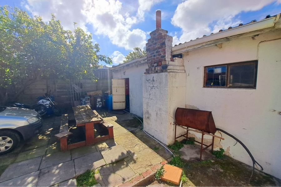 3 Bedroom Property for Sale in Rugby Western Cape